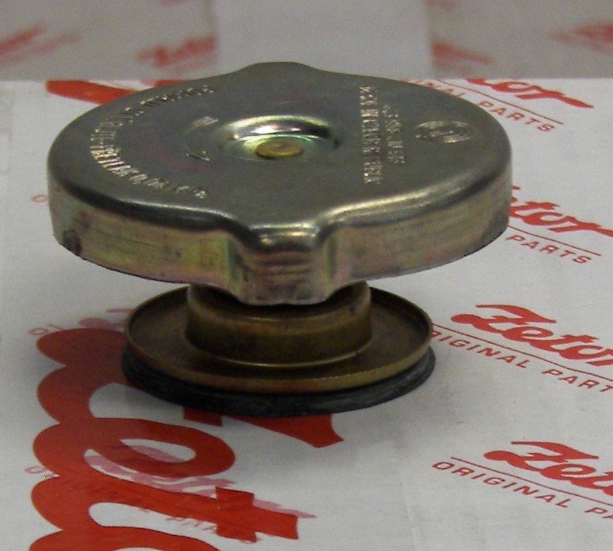 RADIATOR CAP, 5 PSI, FOR RADIATORS WITH NECK DEPTH 3/4"