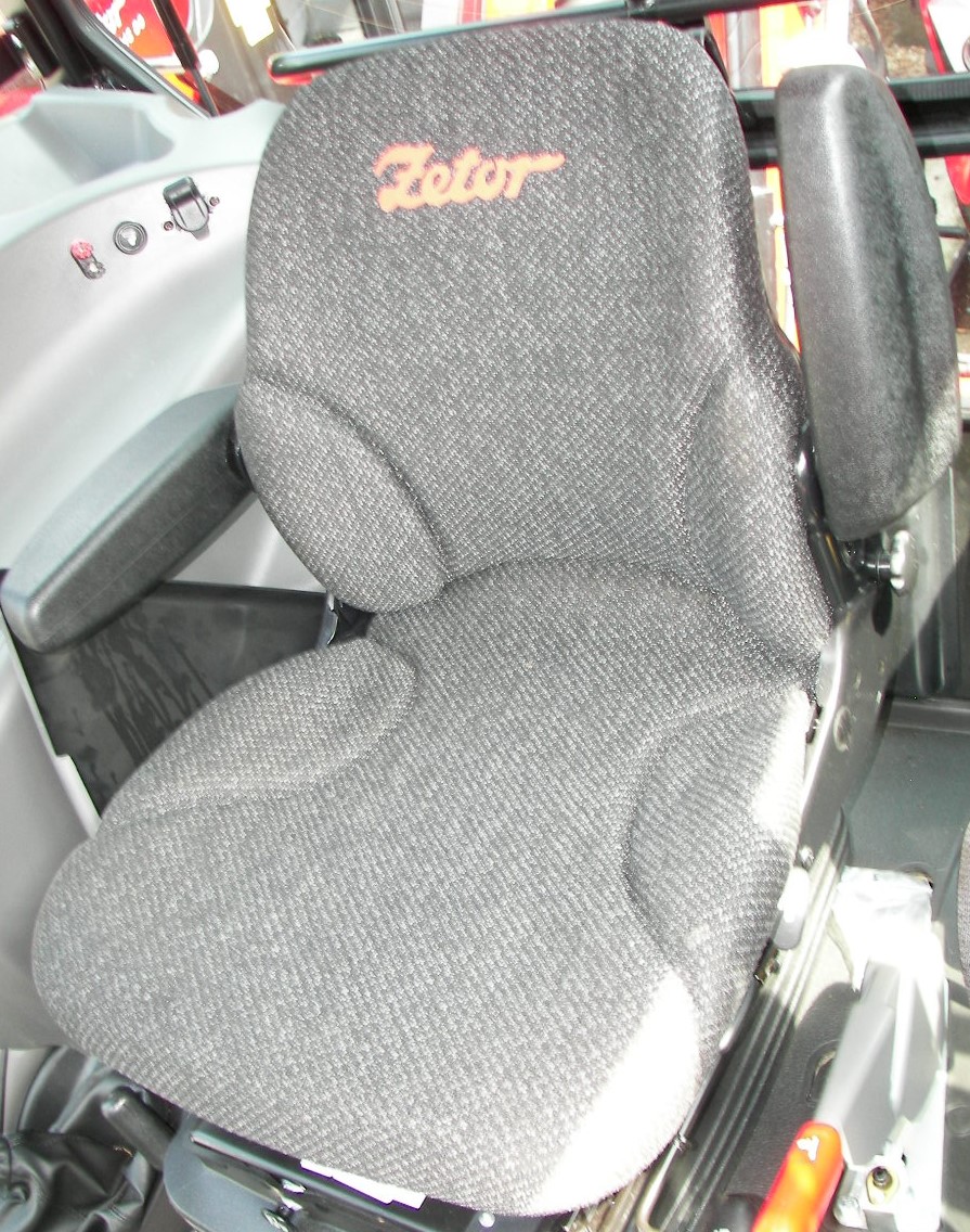 MECHANICAL SEAT ZETOR, COMPLETE