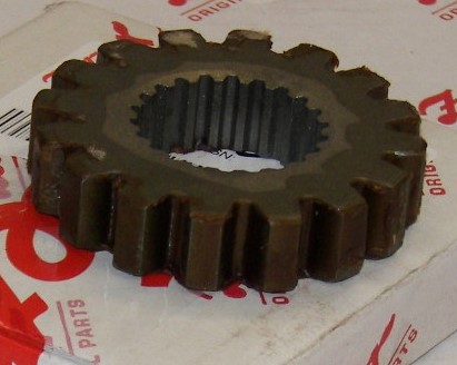 HUB (15.4 MM WIDTH), FOR SHUTTLE SHIFT