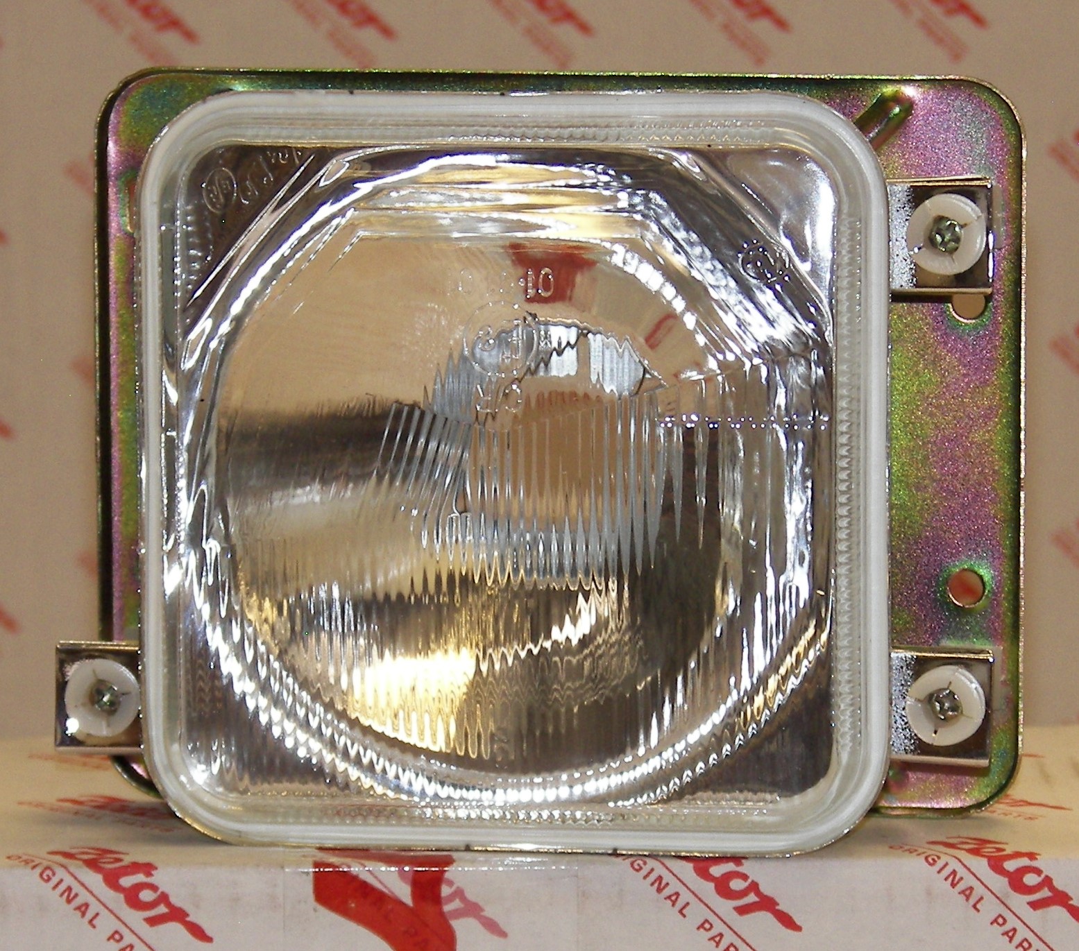 HEADLIGHT, SQUARE SHAPE, W/O BULB